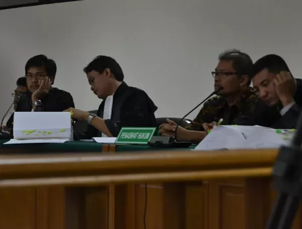 Endang Hadrian & Partners