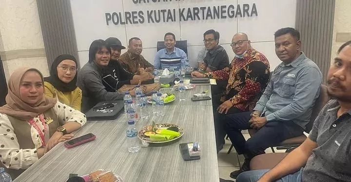 Dr. Endang Hadrian, SH., M.H & Partners