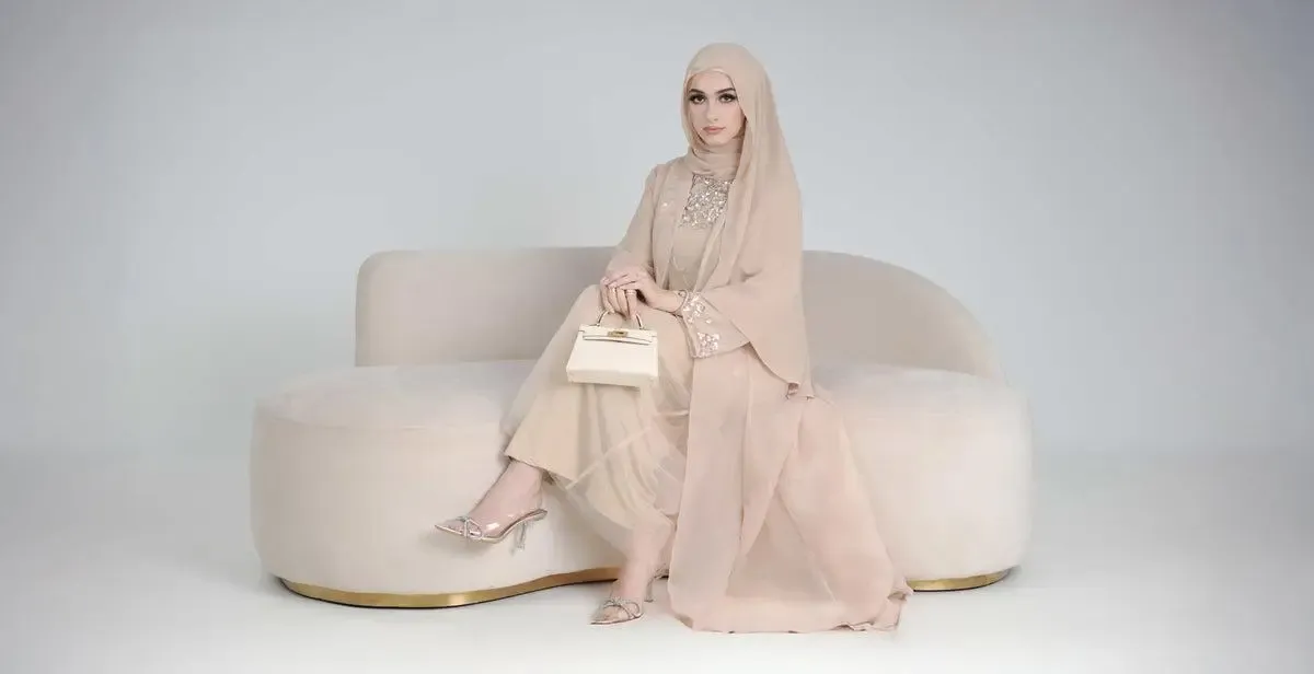 Anggun dalam Setiap Langkah